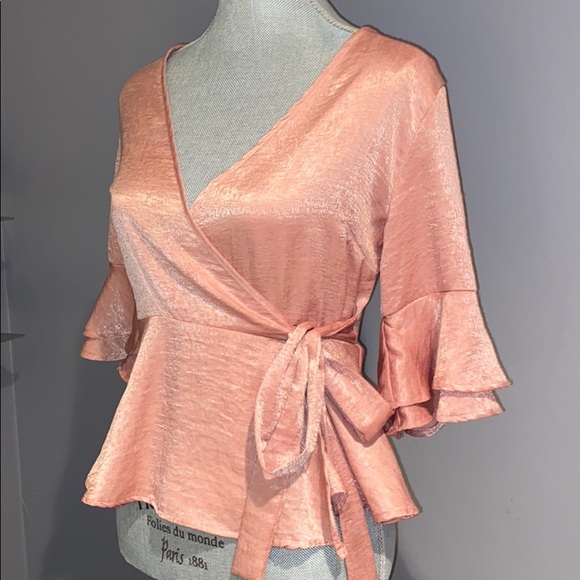 Woman's Jun & Ivy Pink Tie Short Sleeve Top XS - Picture 2 of 9
